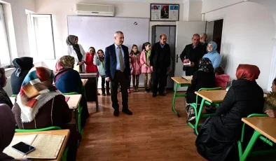 Yeşilyurt Belediye Başkanı Mehmet Çınar, Topsöğüt Yeşilkonak Hizmet Binasını ziyaret etti