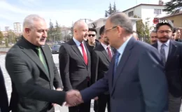 Bakan Özhaseki: Her Ay 10-15 Bin Konut Dağıtılacak