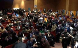 AK Parti Genel Başkanvekili Efkan Ala, Kestel Belediye Başkan adayı Ferhat Erol’un proje tanıtım toplantısına katıldı