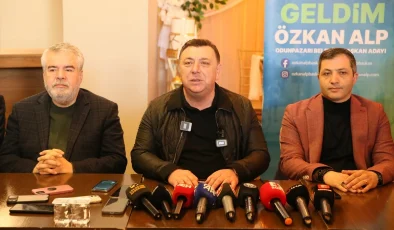 AK Parti Odunpazarı Belediye Başkan Adayı Özkan Alp, basın mensuplarıyla bir araya geldi