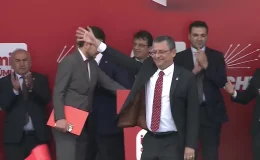 Özgür Özel: Emeklilere para yok, beşli çeteye para var