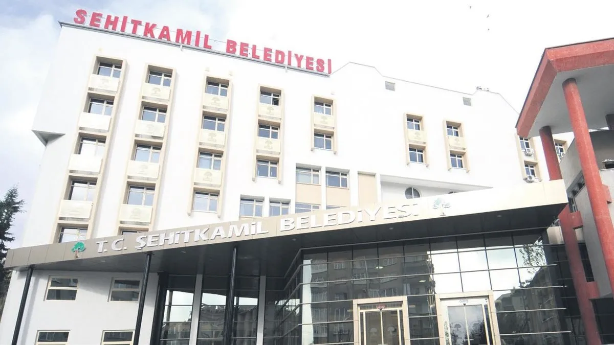 Borçsuz belediyeden ‘mirasyedi’ satışı