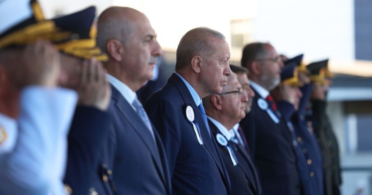 Cumhurbaşkanı Erdoğan: Kızlarımız başarılı olmanın ötesinde özellikle de asker olarak başarır