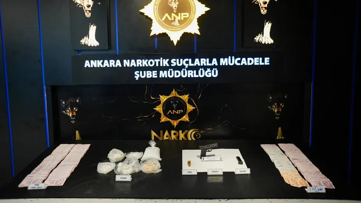 Ankara Emniyeti’nden zehir tacirlerine darbe: 5 kişi gözaltında