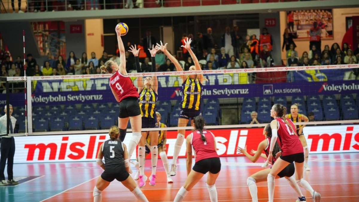 File derbisinde Fenerbahçe, Beşiktaş’ı yendi