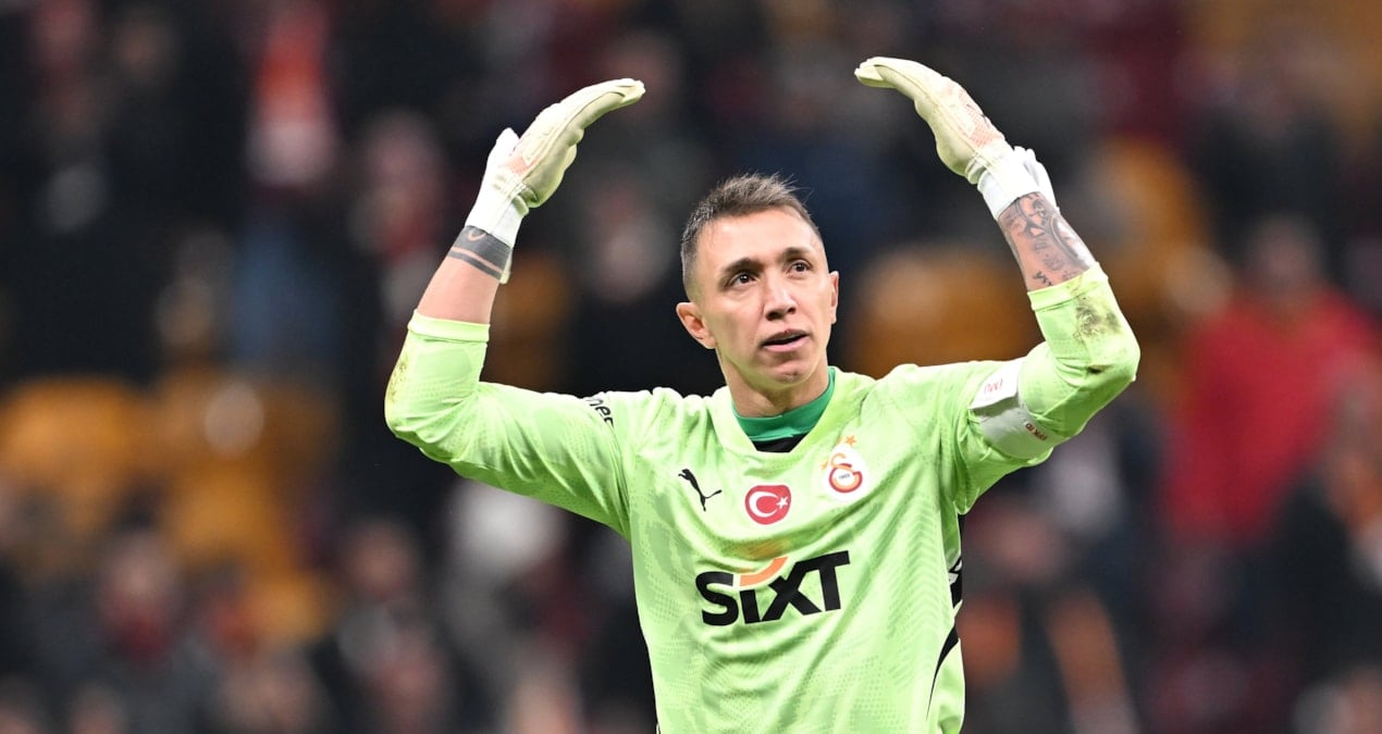Muslera’dan veda sinyali! Teklif aldığı 2 takımı açıkladı