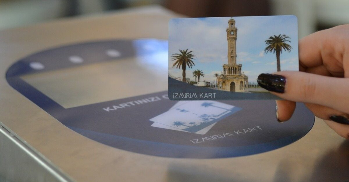 İzmir’de öğrenciler için “Aylık Abonman Kart” geliyor