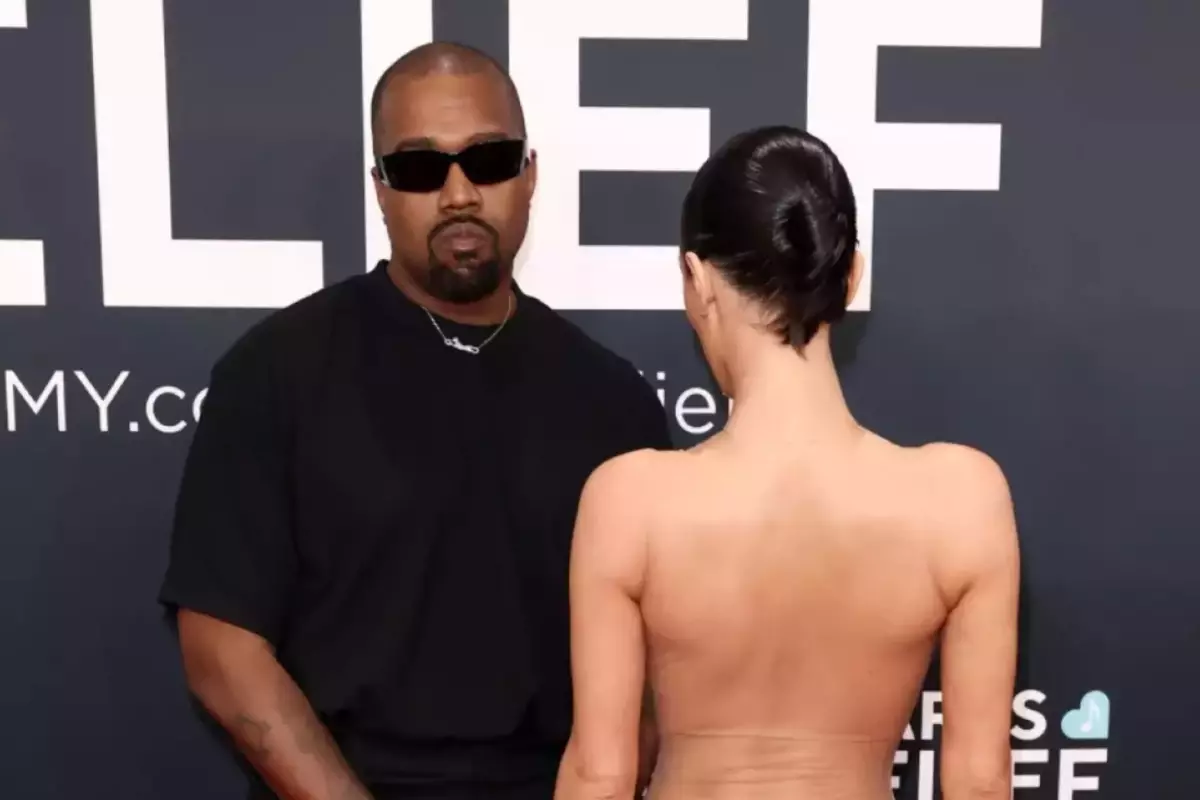 Kanye West’in Bianca Censori’ye verdiği talimatlar ortaya çıktı
