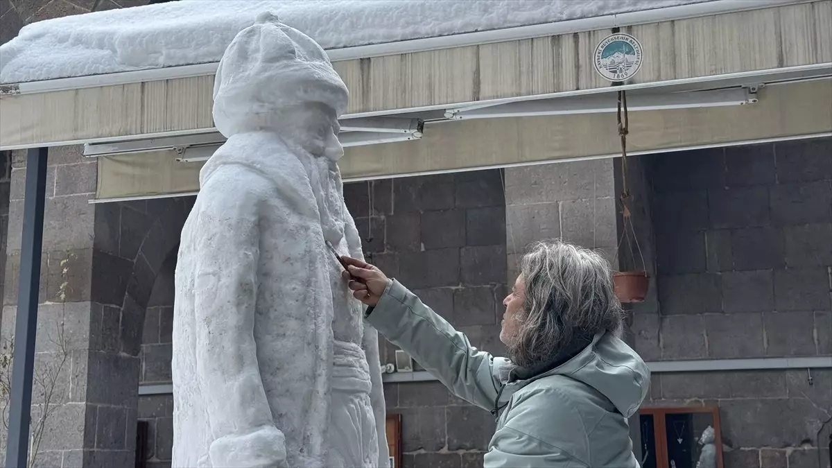 Mimar Sinan Kardan Heykeli Kayseri’de