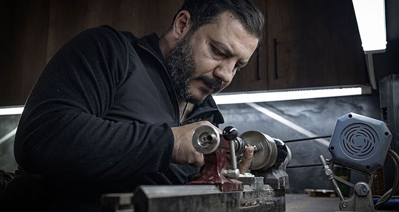 Evinin bir odasında yaptı, 450 bin TL değer biçildi: Gören bir daha bakıyor